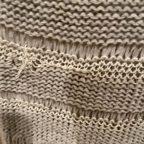 Top - Picture 4 of 9